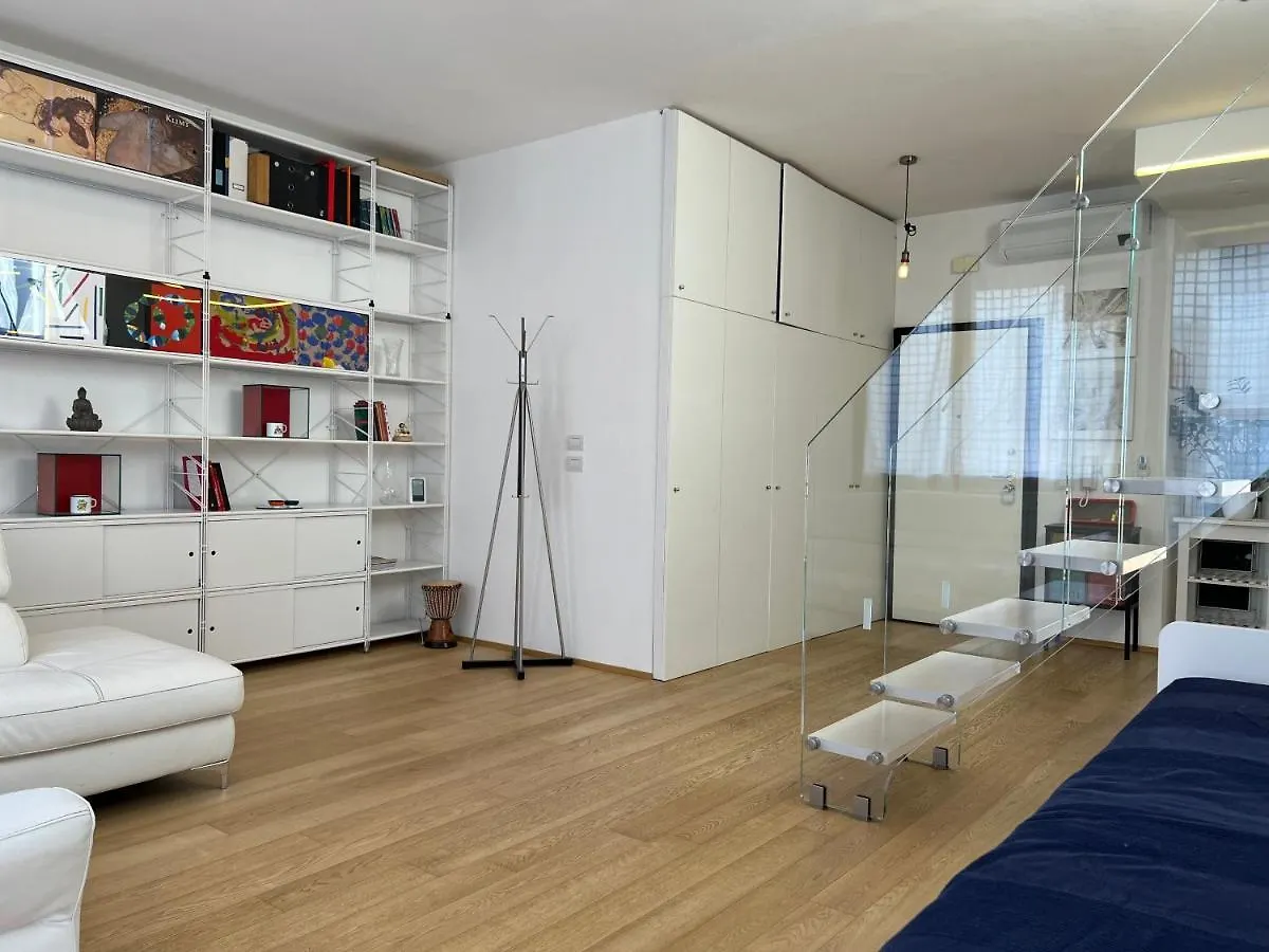 Appartamento Rooftop In Historical Center Bologna 0*,